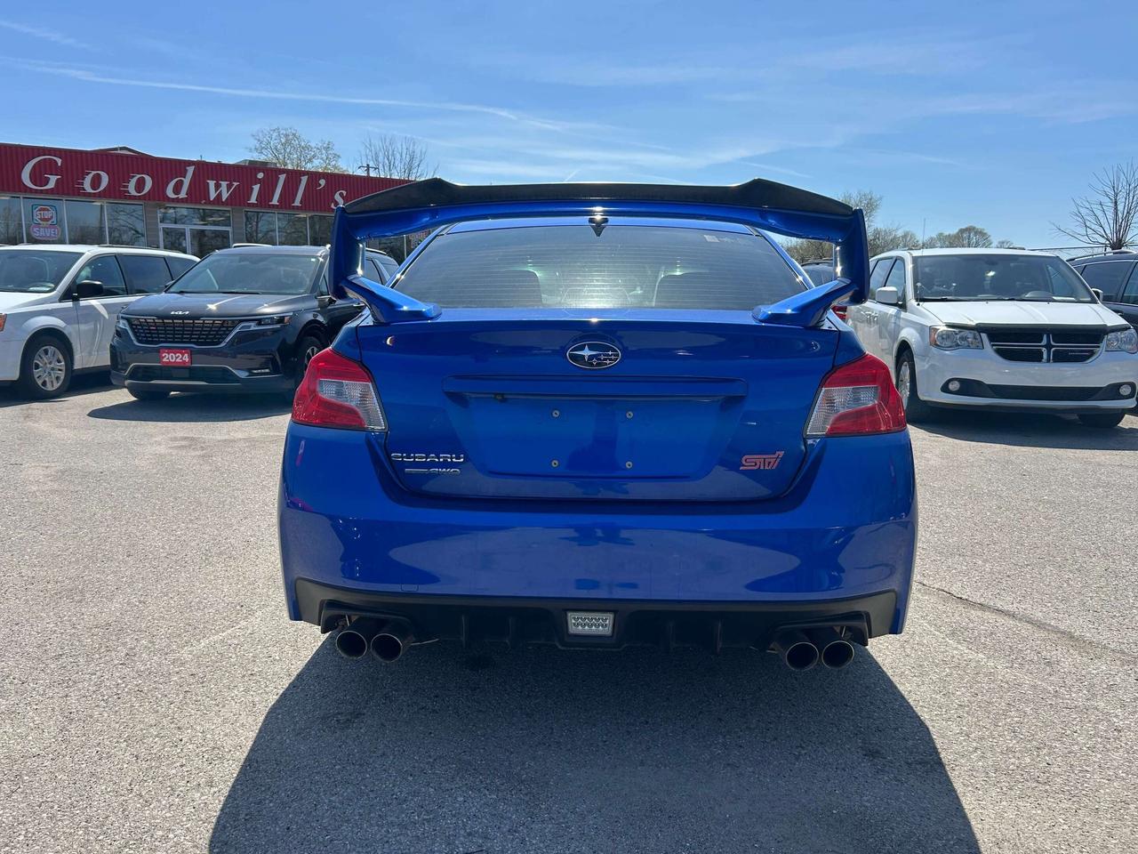 2018 Subaru WRX STI, AWD, 6 SPEED MANUAL, SUNROOF, HEATED SEATS! Photo4