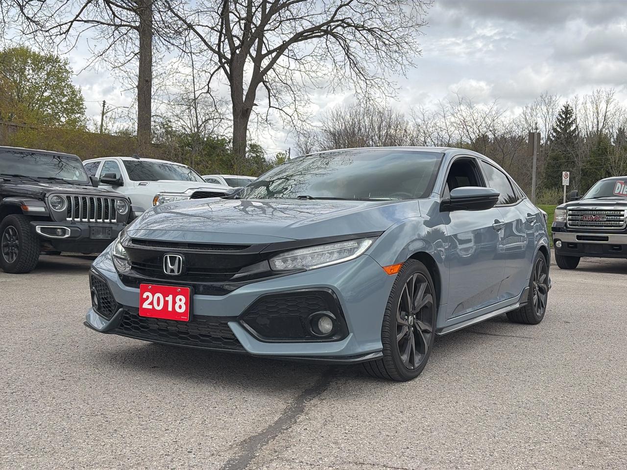 2018 Honda Civic Hatchback SPORT TOURING, REMOTE START, SUNROOF, LEATHER! Photo