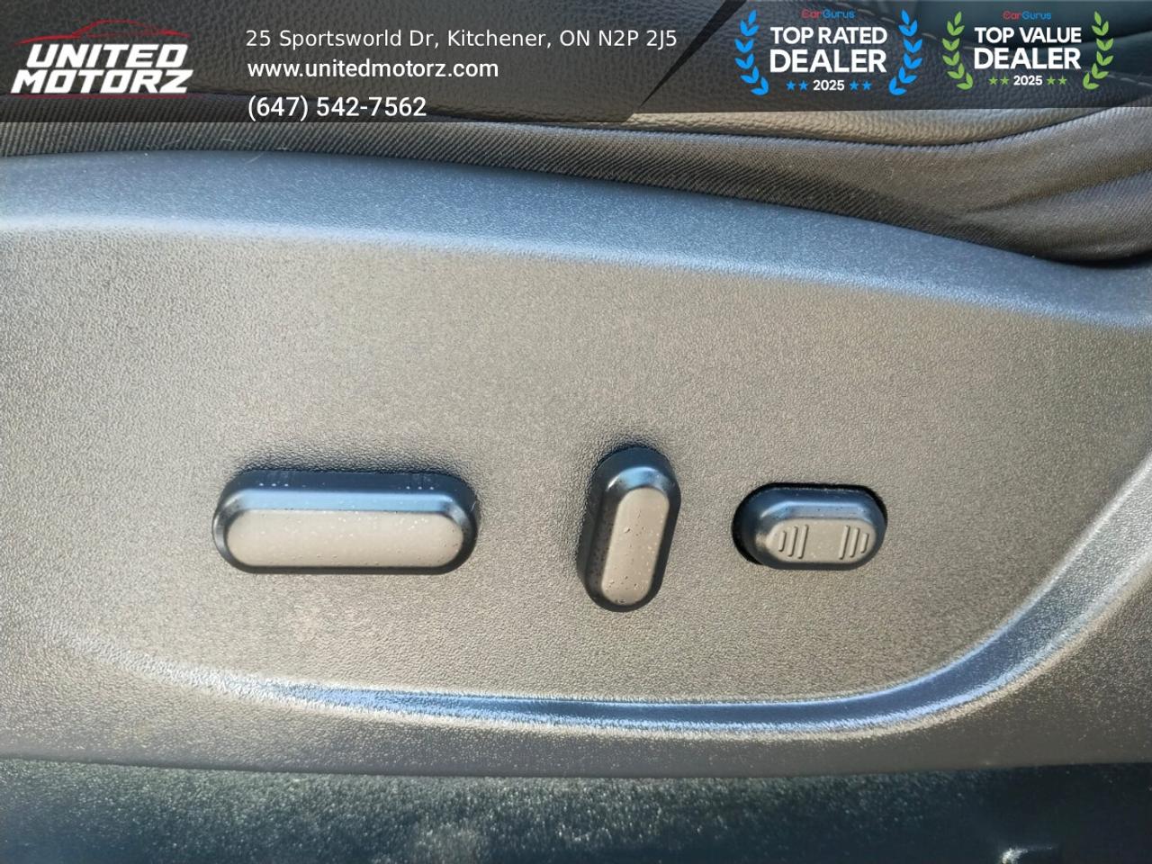 2017 Ford Escape Titanium~SAFETY CERTIFIED~ONE OWNER~Low Km's~17 Se Photo