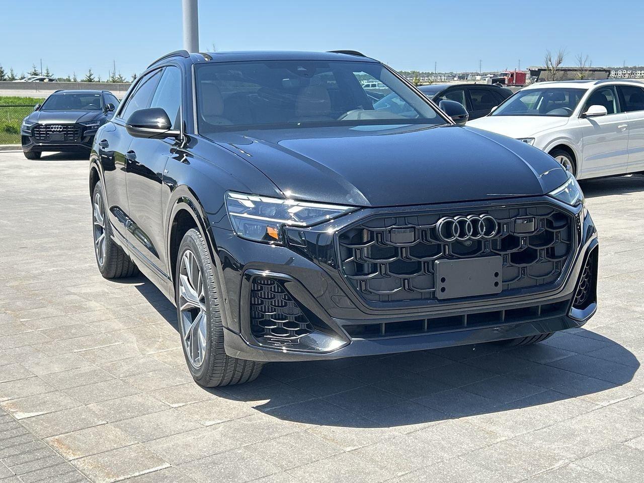 2025 Audi Q8 Progressiv 55 TFSI   Black Optics Package Photo