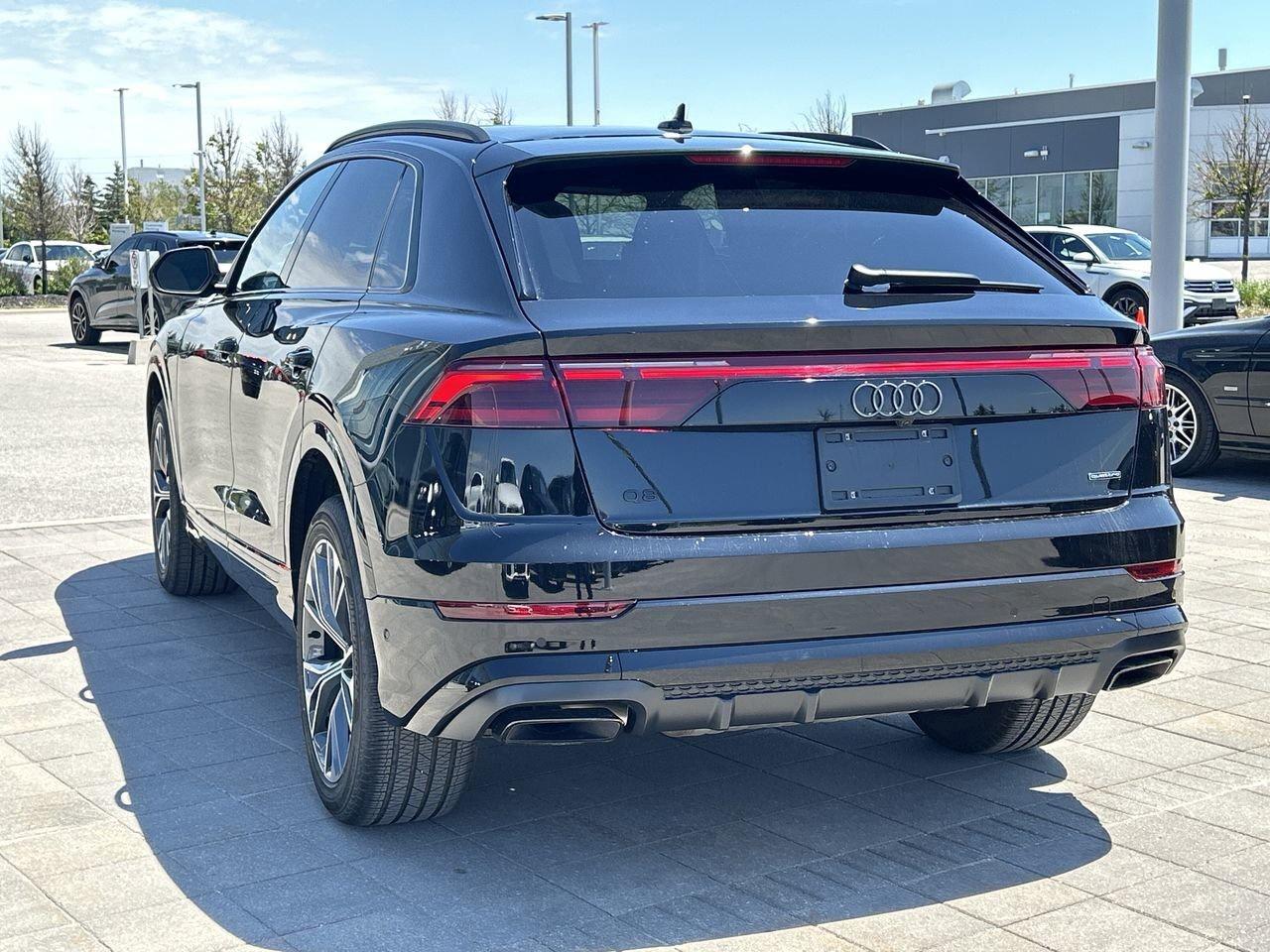 2025 Audi Q8 Progressiv 55 TFSI   Black Optics Package Photo