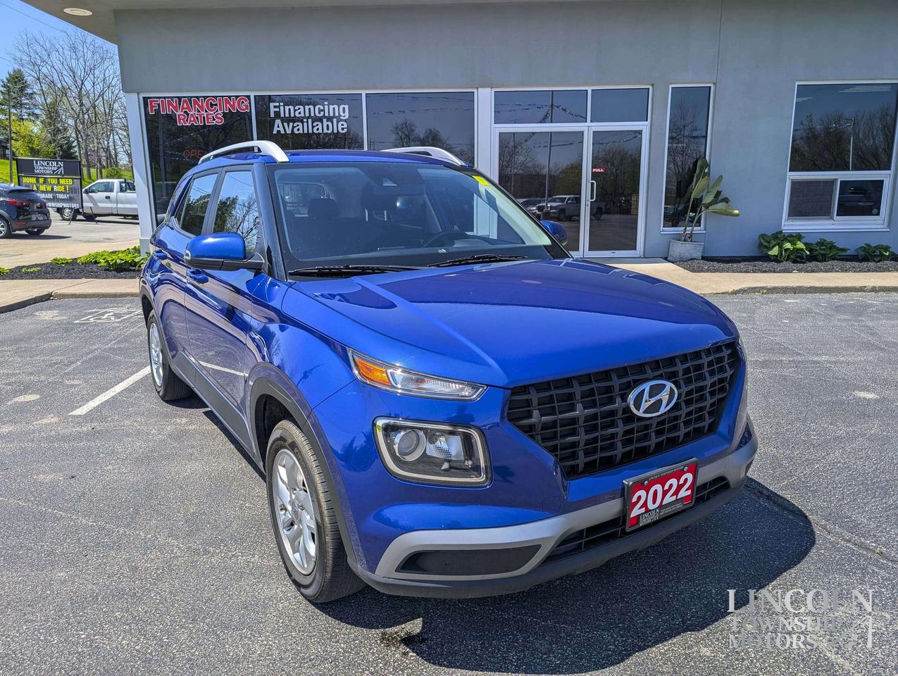 2022 Hyundai Venue Preferred- CLEAN CARFAX, RMT START, LOW KM & MORE! Photo
