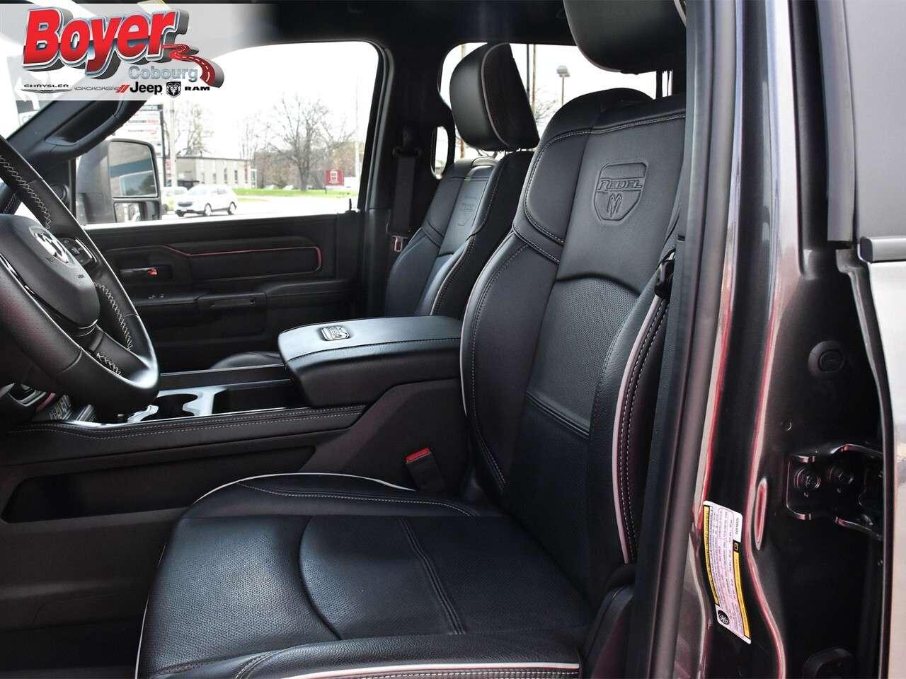 2025 RAM 2500 Rebel 4x4 Crew Cab 6'4 Box ONE OWNER Photo