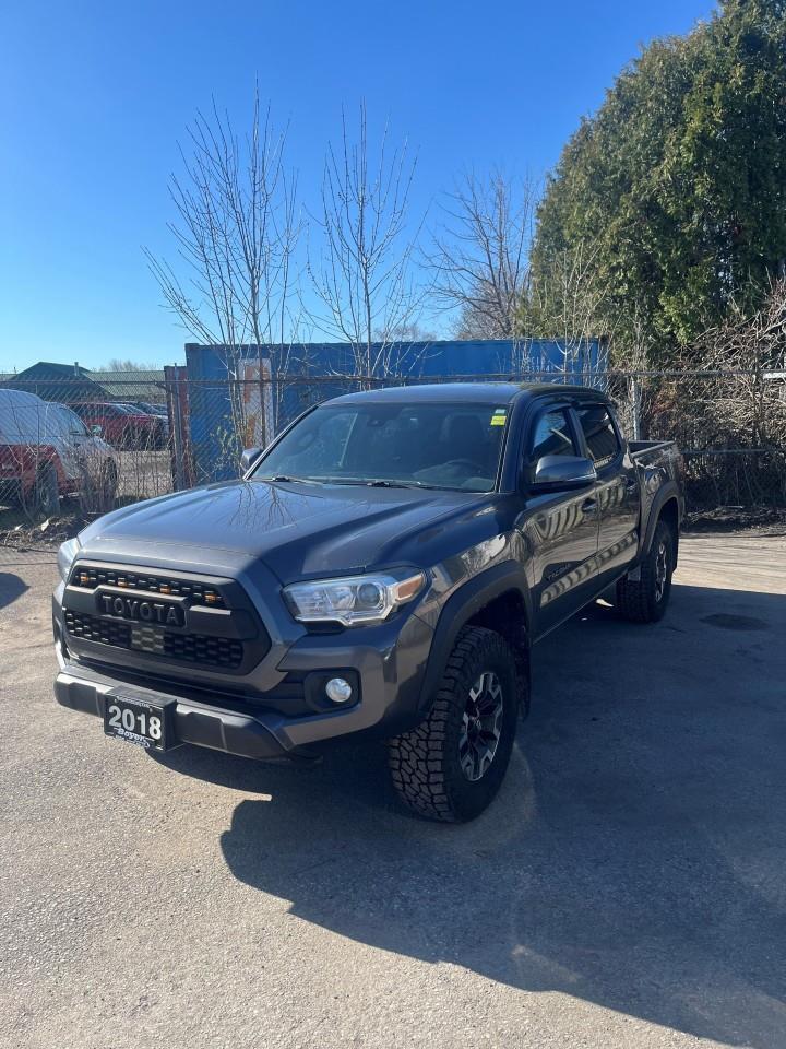 2018 Toyota Tacoma TRD Off Road Photo0