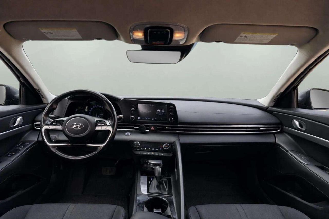 2022 Hyundai Elantra Hybrid Preferred Photo