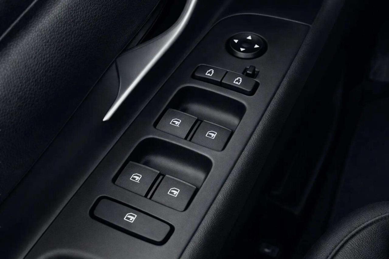 2022 Hyundai Elantra Hybrid Preferred Photo