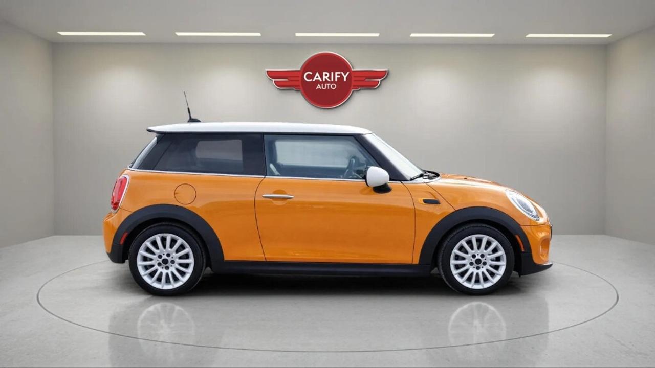 2015 MINI Cooper Hardtop 3 DOOR Photo