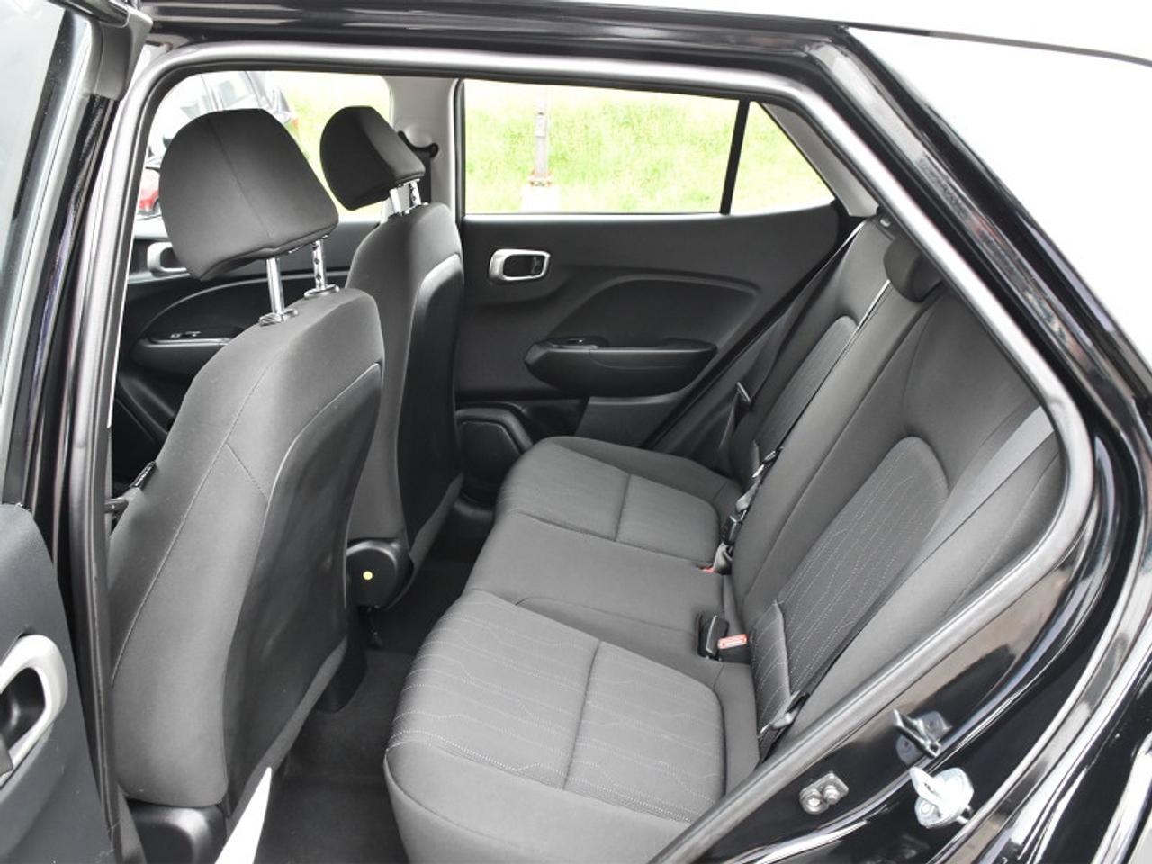 2023 Hyundai Venue Essential   CarPlay   Android Auto   Cruise Contro Photo