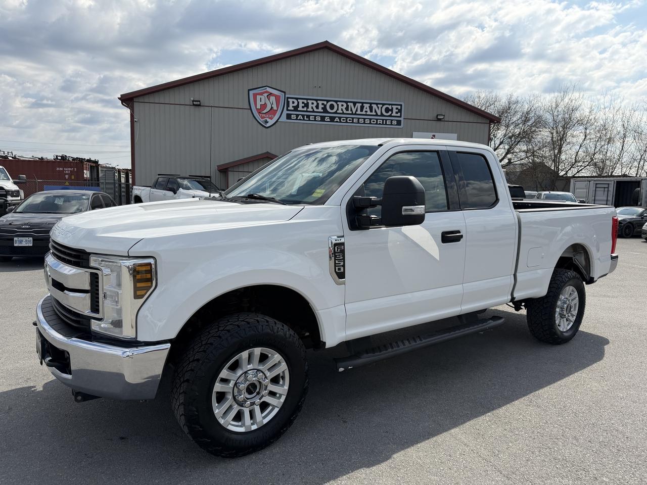2019 Ford F-350 XLT 4WD SuperCab 6.75' Box Photo