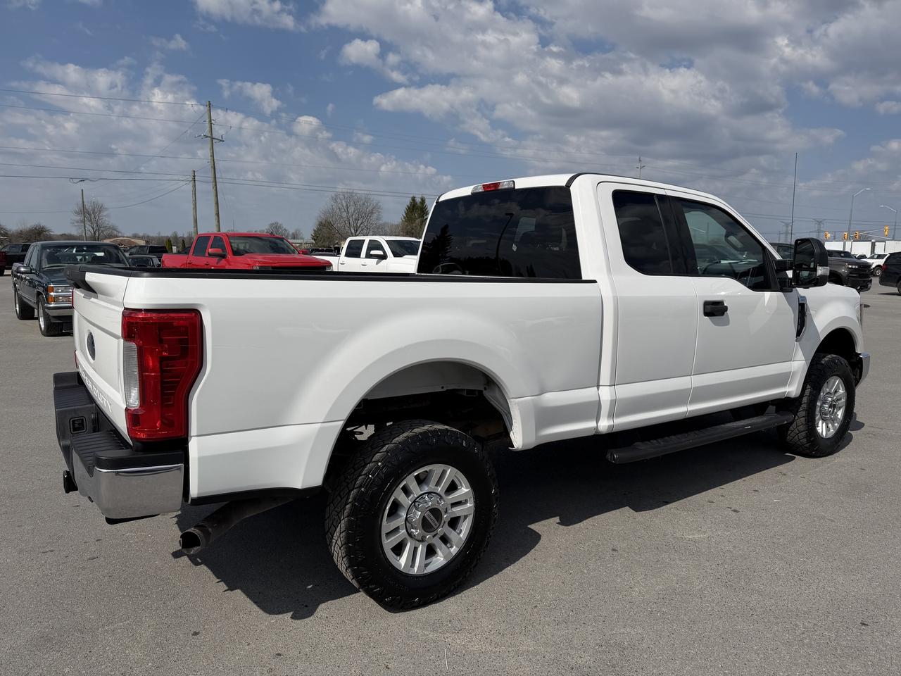 2019 Ford F-350 XLT 4WD SuperCab 6.75' Box Photo