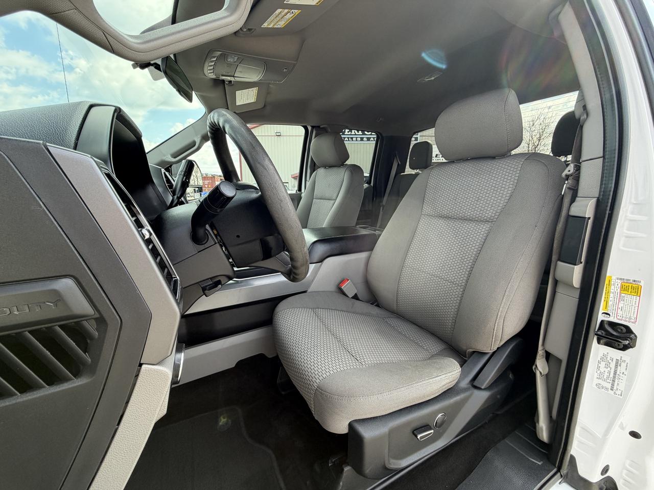 2019 Ford F-350 XLT 4WD SuperCab 6.75' Box Photo