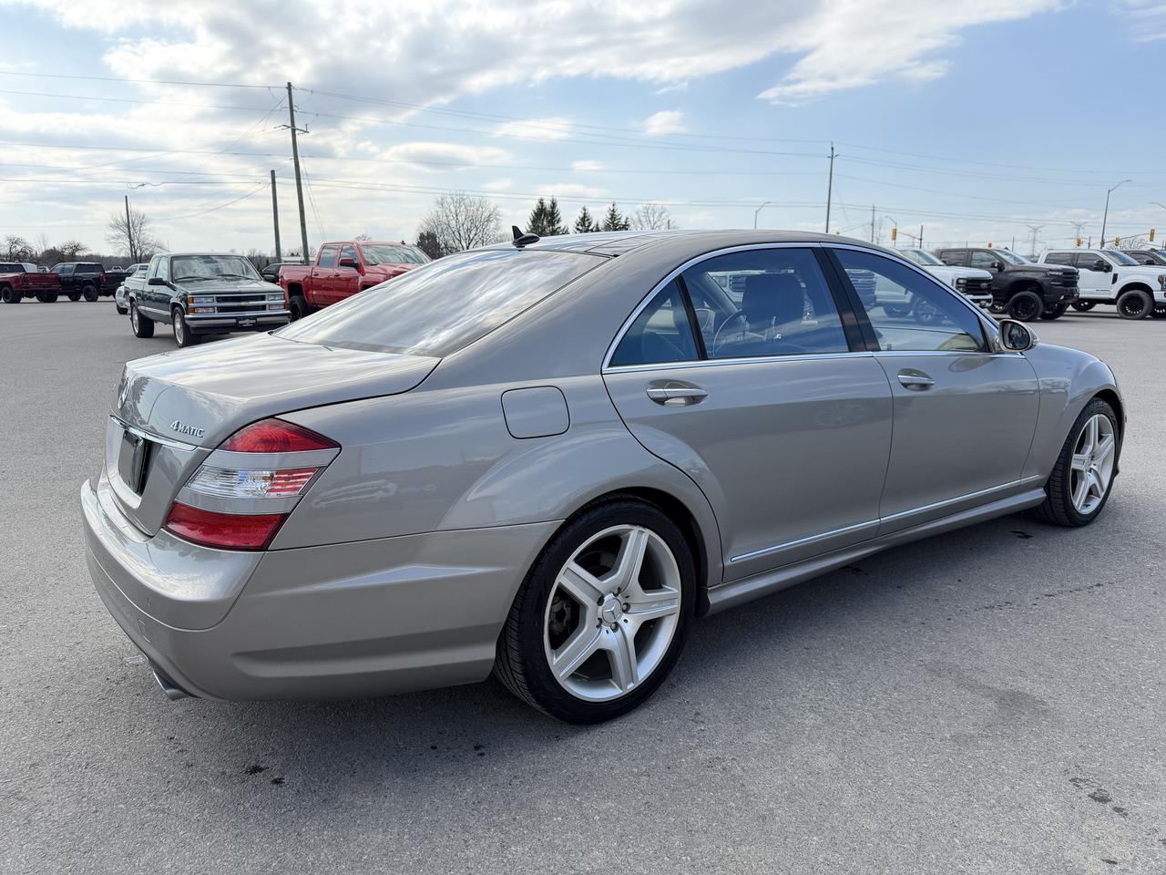 2008 Mercedes-Benz S-Class 4dr Sdn 5.5L V8 4MATIC Photo