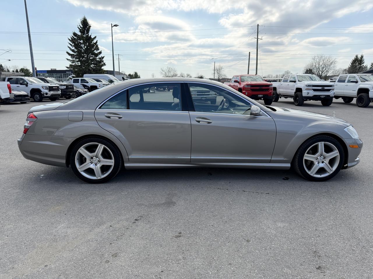 2008 Mercedes-Benz S-Class 4dr Sdn 5.5L V8 4MATIC Photo