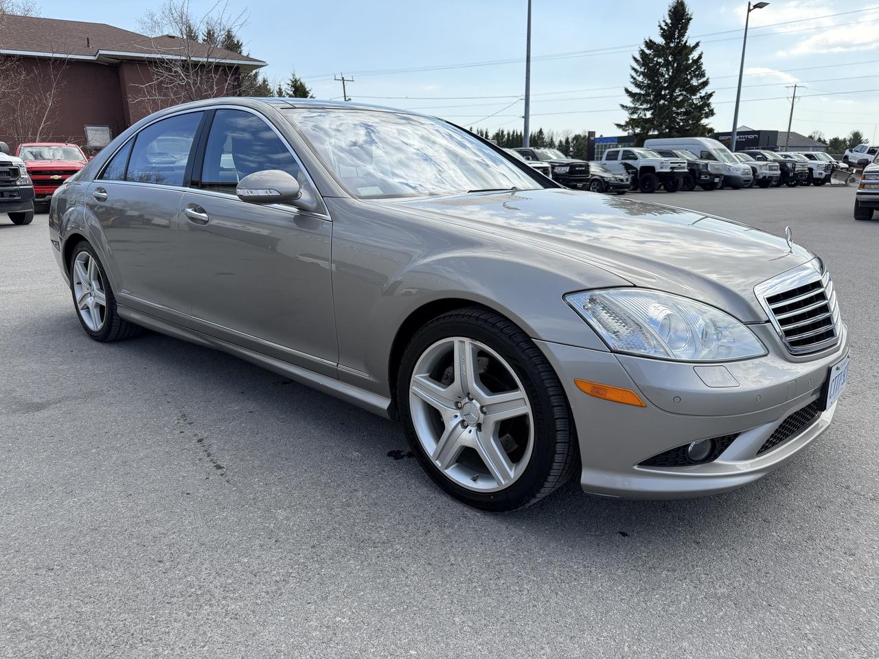 2008 Mercedes-Benz S-Class 4dr Sdn 5.5L V8 4MATIC Photo