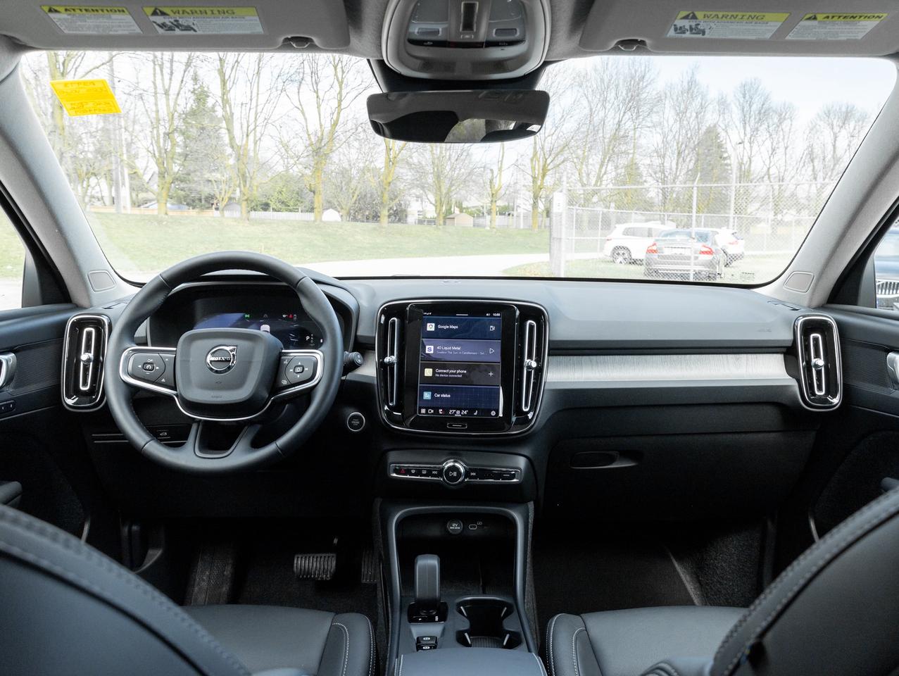 2025 Volvo XC40 B5 AWD  CPO FINANACE RATE 3.49%* UP TO 84 MONTH Photo