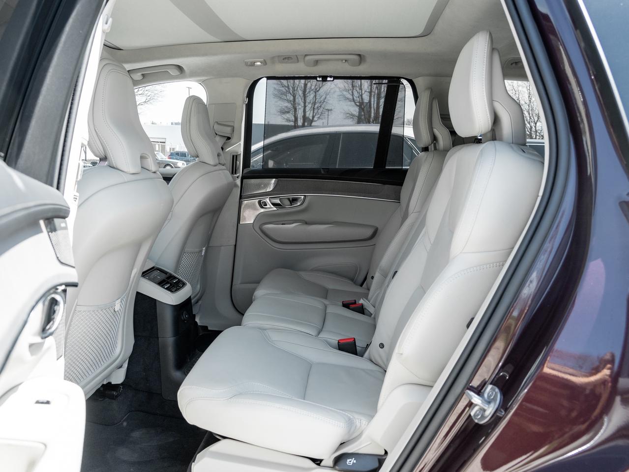 2025 Volvo XC90 Plug-In Hybrid 2025.5 T8 AWD ULTRA  MASSAGE SEATS  B&WILKINS  CPO Photo