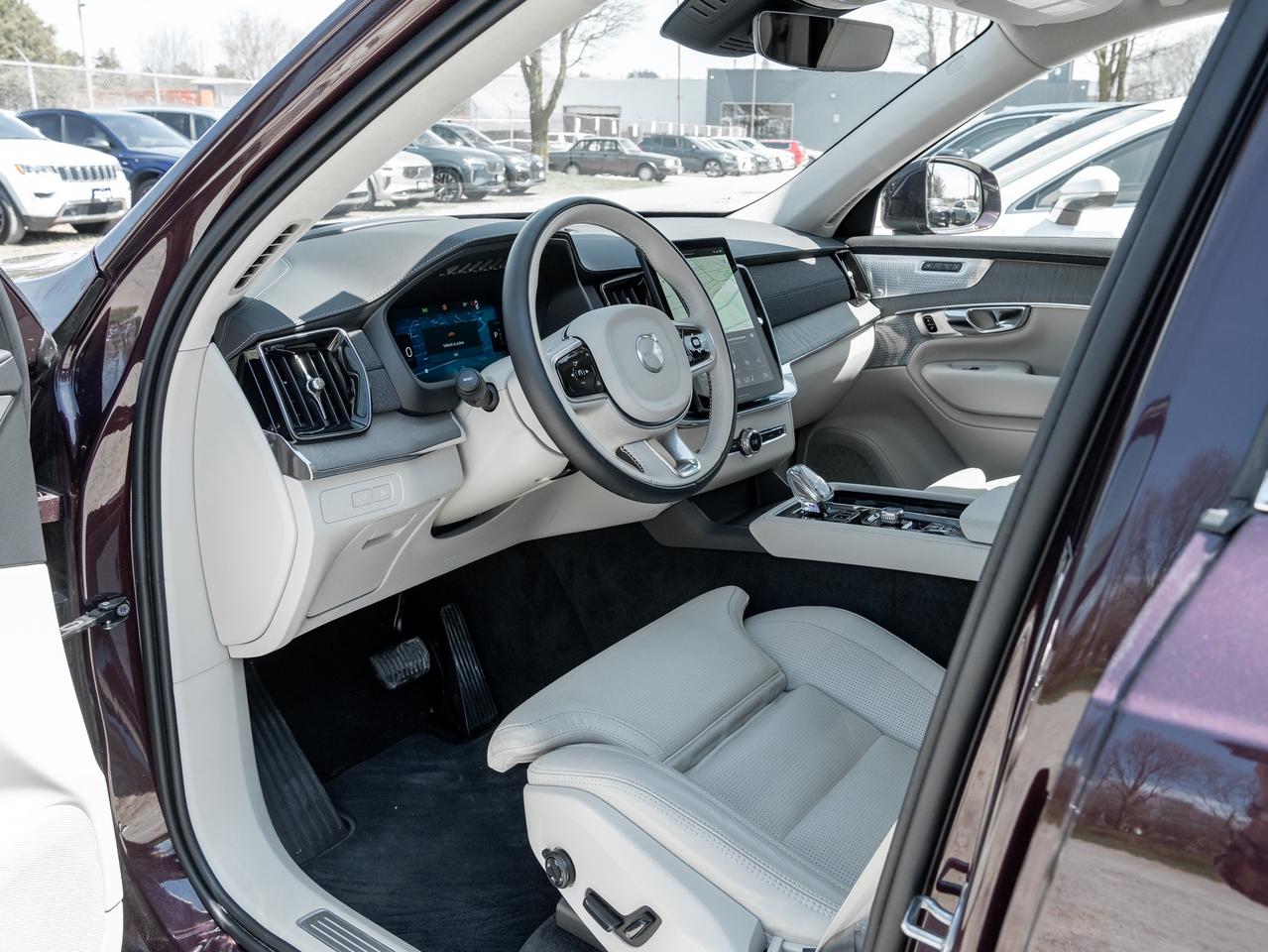 2025 Volvo XC90 Recharge 2025.5 T8 AWD ULTRA  MASSAGE SEATS  B&WILKINS  CPO Photo