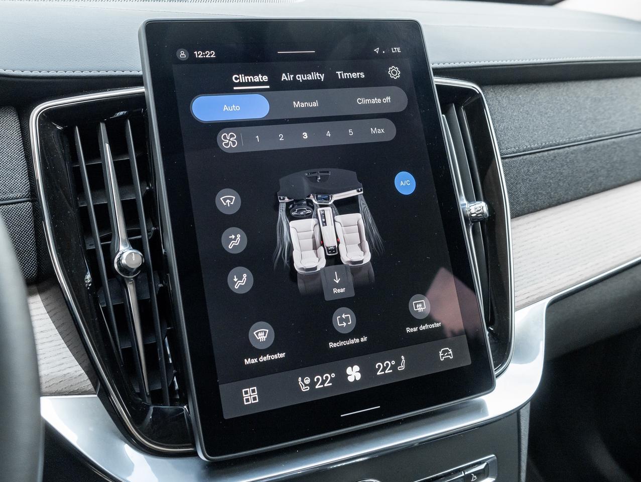 2026 Volvo XC90 B6 AWD PLUS  HARMAN KARDON  CPO RATE FROM 3.49%* Photo