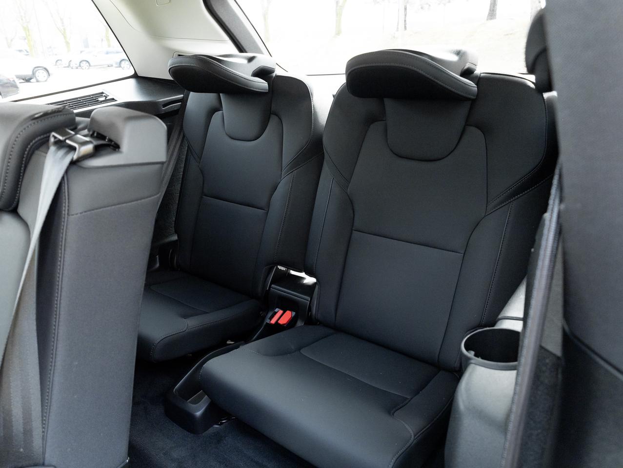 2026 Volvo XC90 B6 AWD PLUS  HARMAN KARDON  CPO RATE FROM 3.49%* Photo