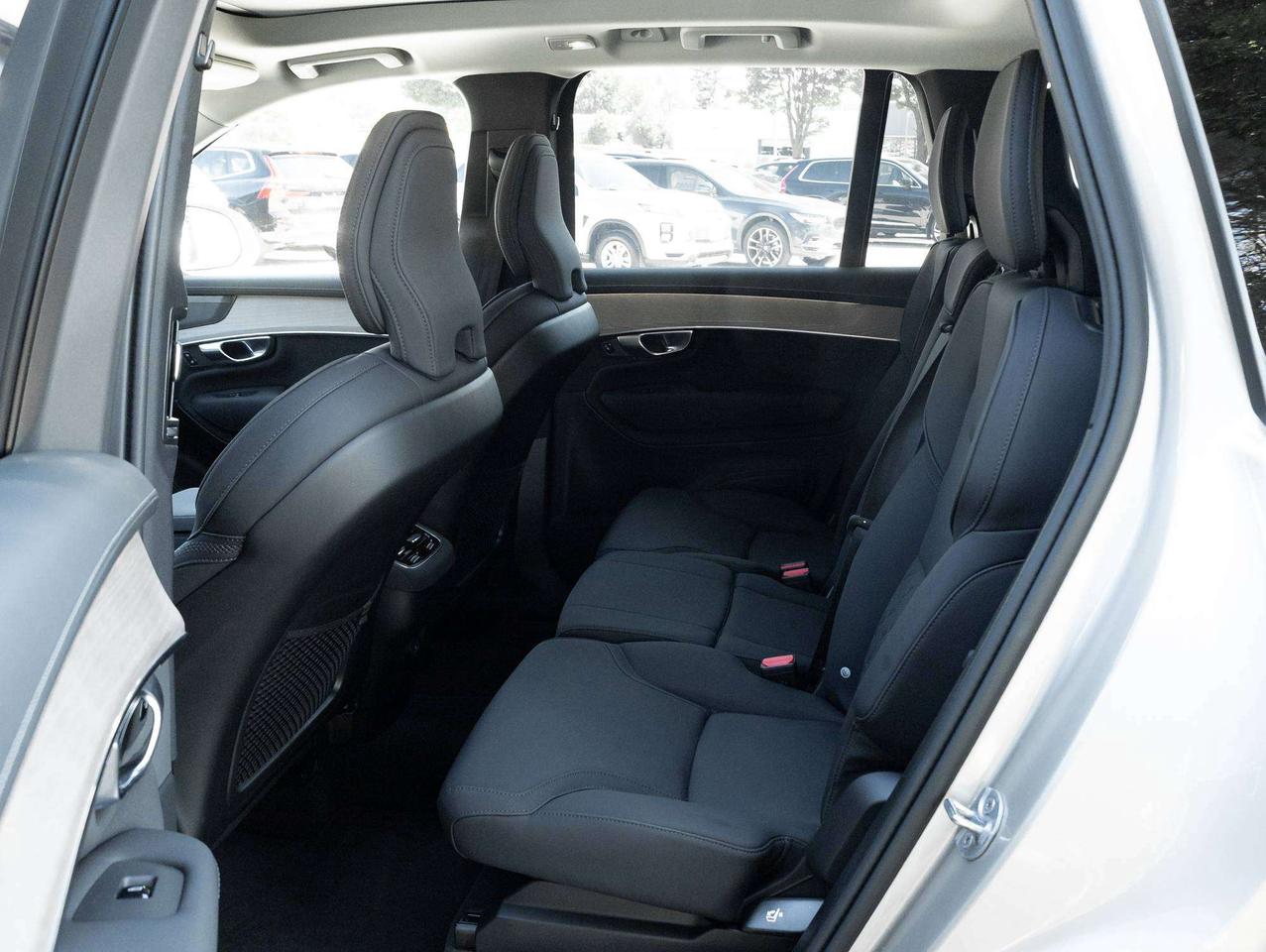 2026 Volvo XC90 B6 AWD PLUS^Harman Kardon^Volvo CPO Rate fr 2.99%* Photo