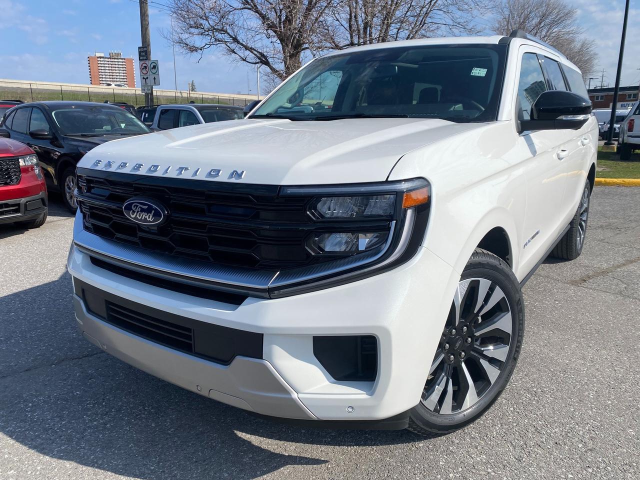 2026 Ford Expedition Max Platinum 4dr 4x4 Photo