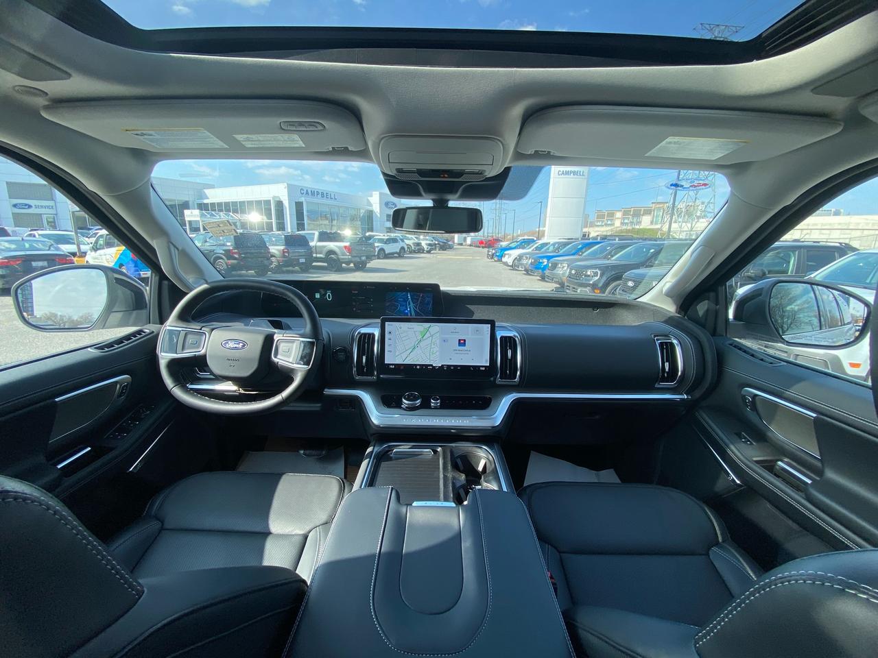 2026 Ford Expedition Max Platinum 4dr 4x4 Photo