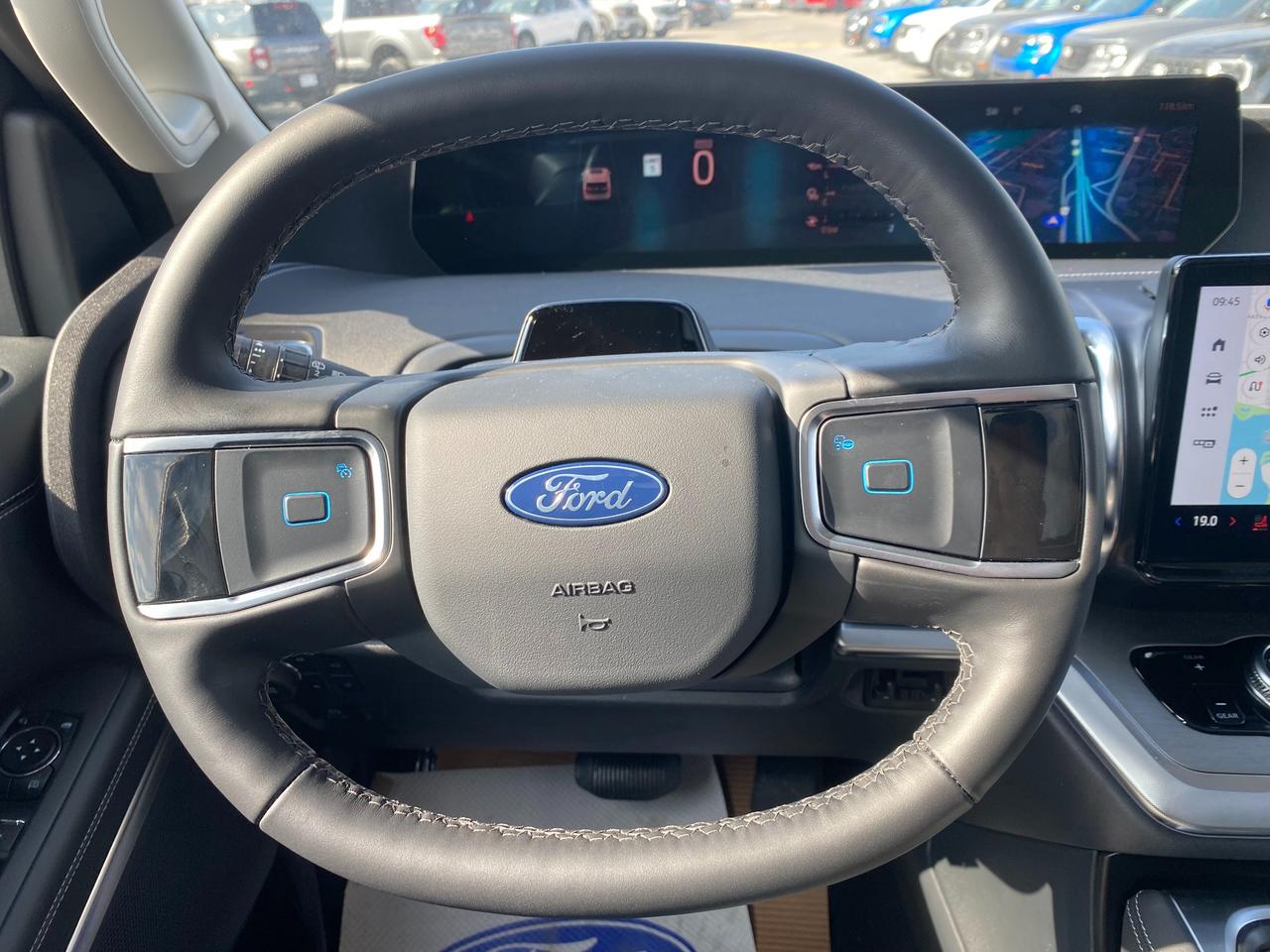 2026 Ford Expedition Max Platinum 4dr 4x4 Photo