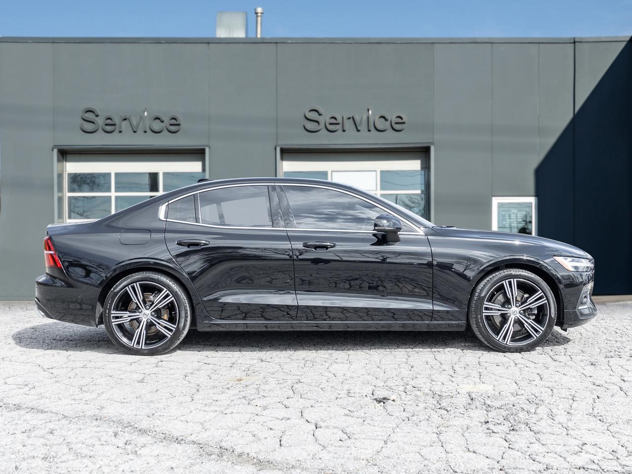 2022 Volvo S60 B5 AWD INSCRIPTION  MASSAGE SEATS  HUD  CPO Photo