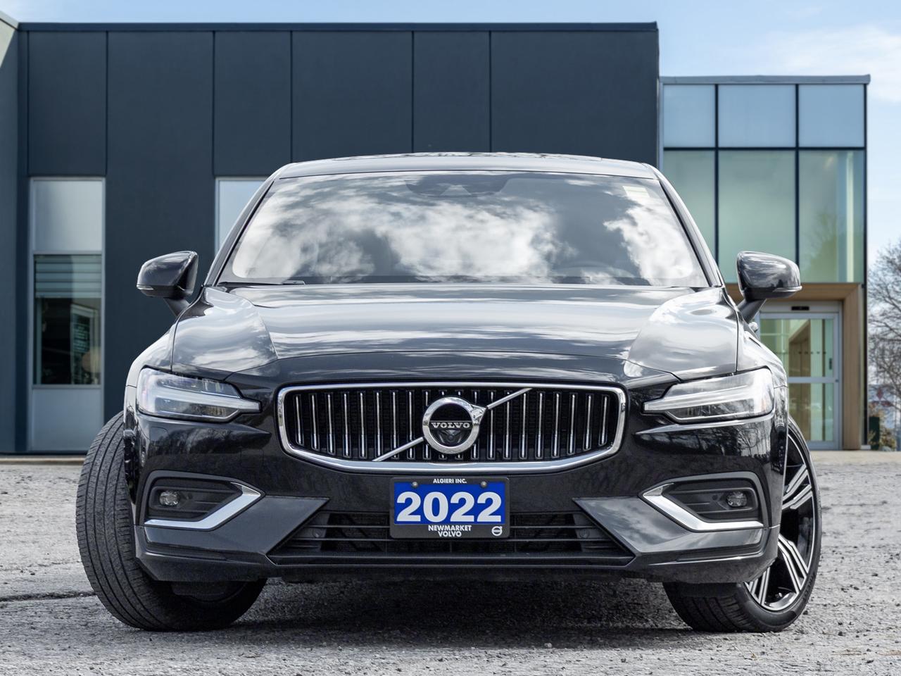 2022 Volvo S60 B5 AWD INSCRIPTION  MASSAGE SEATS  HUD  CPO Photo