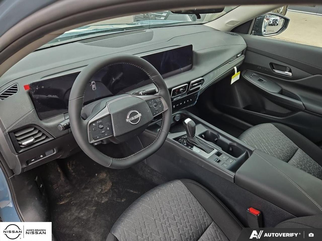 2026 Nissan Sentra SV SEDAN Photo