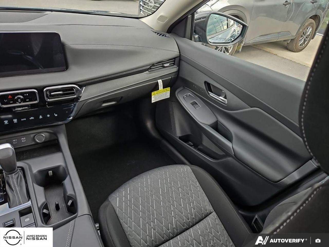 2026 Nissan Sentra SV SEDAN Photo