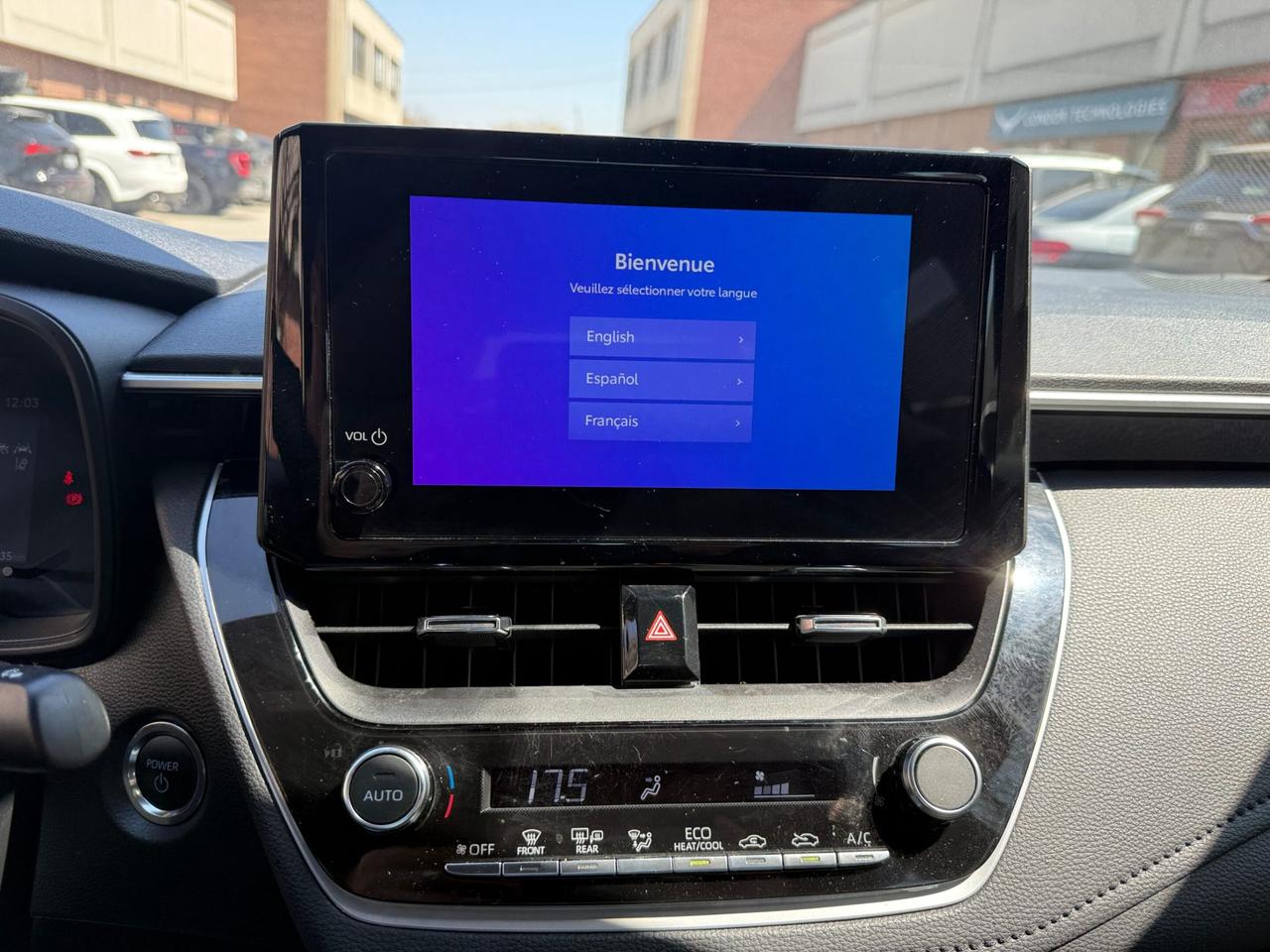 2025 Toyota Corolla Hybrid SE CVT AWD, SUNROOF, ALLOY WHEELS Photo