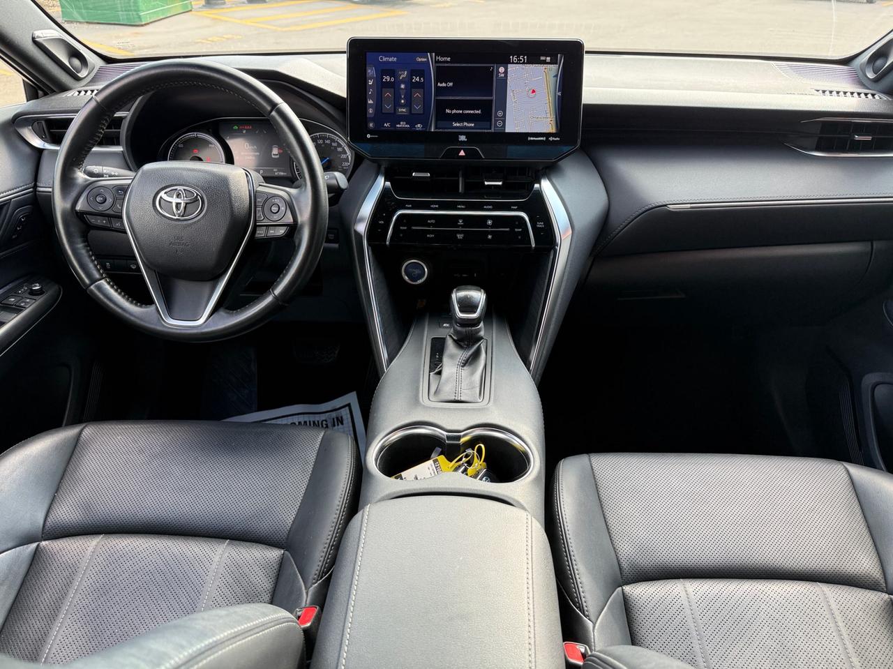 2021 Toyota Venza XLE AWD, ONE OWNER, SUNROOF, NAV, JBL SOUND Photo