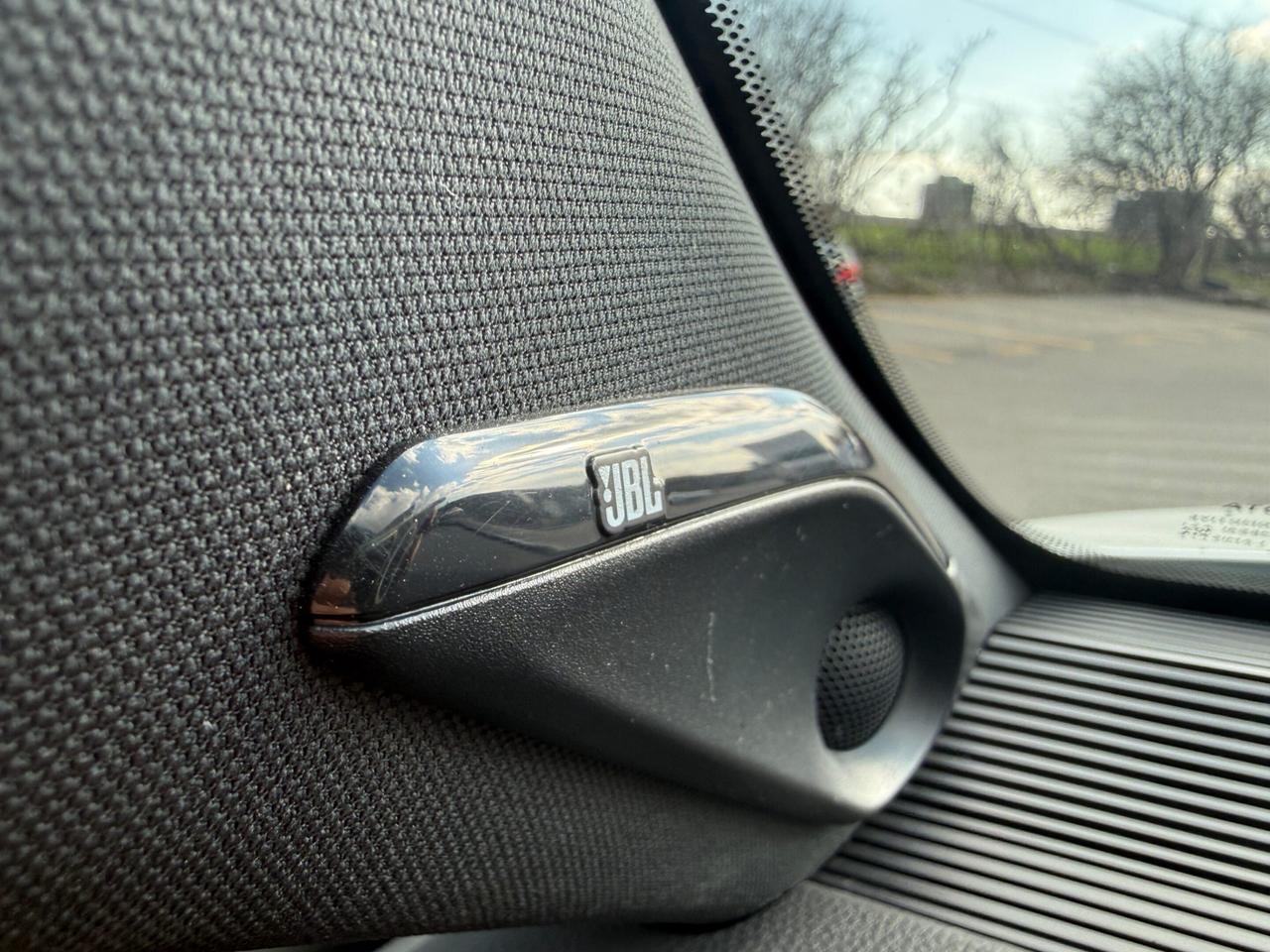 2021 Toyota Venza XLE AWD, ONE OWNER, SUNROOF, NAV, JBL SOUND Photo