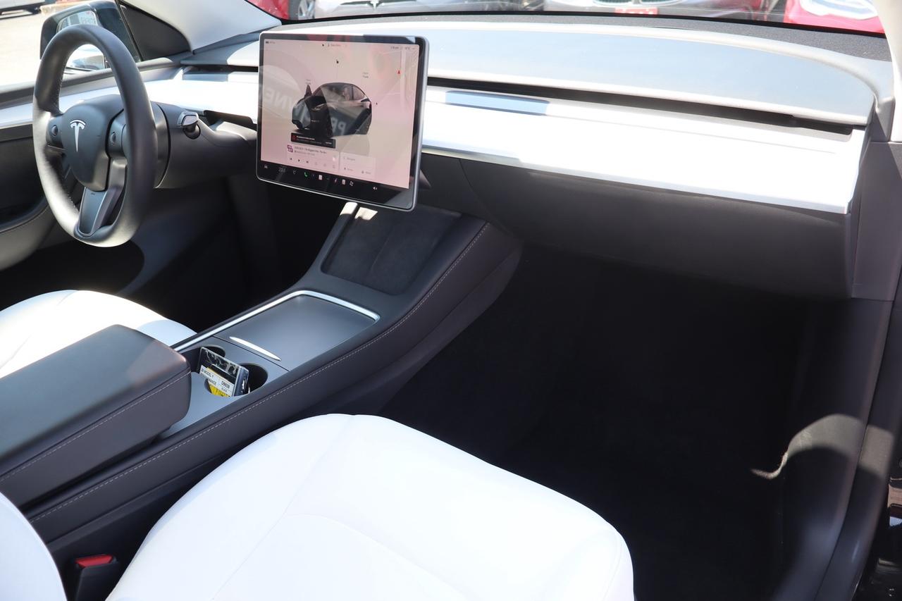 2022 Tesla Model Y Performance   No Accident   White Int   Dual Motor Photo