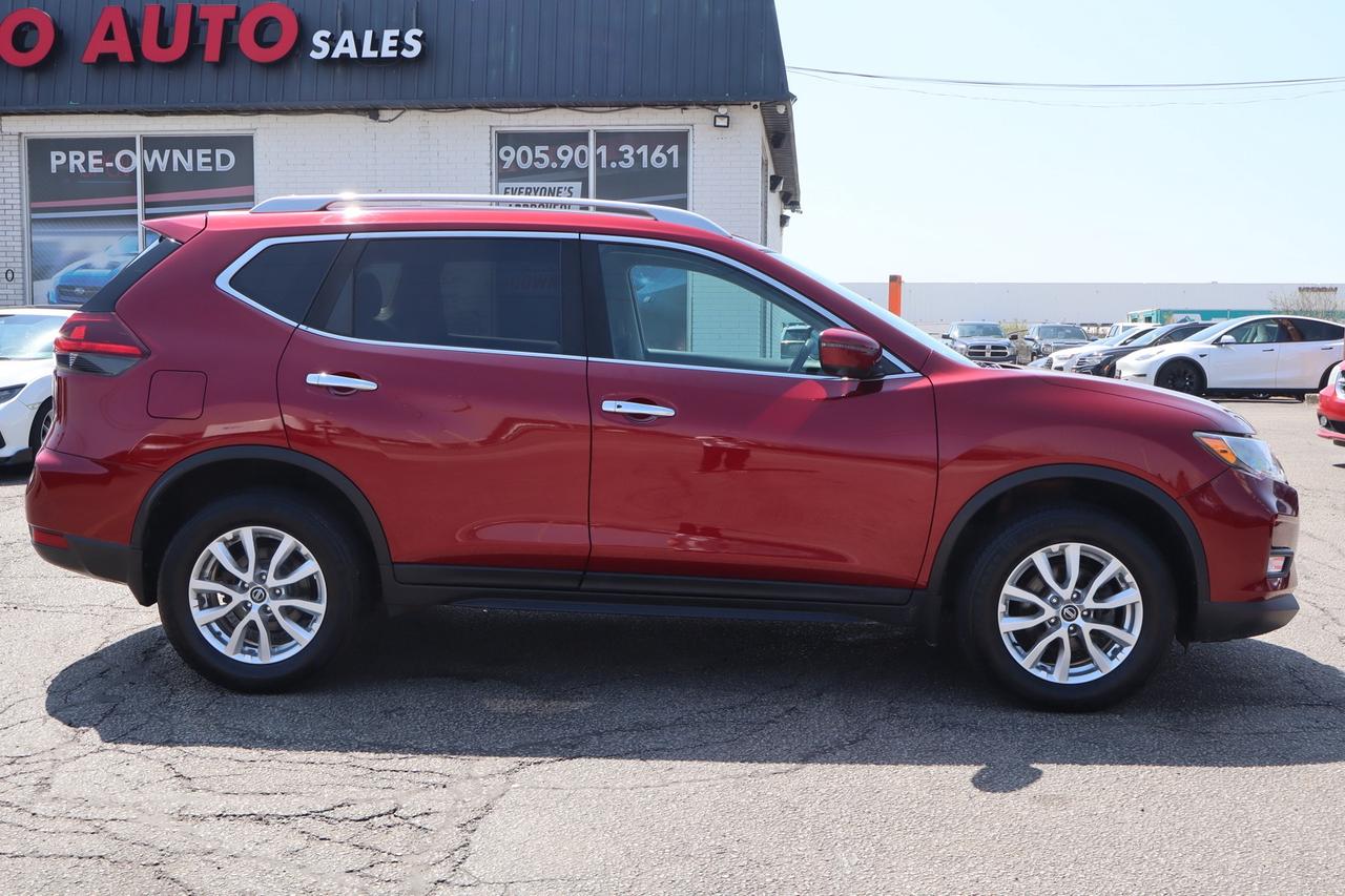 2018 Nissan Rogue SV AWD Moonroof 360 Camera No Accident Loaded Photo