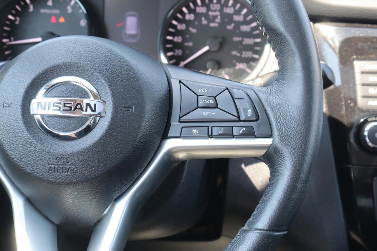 2018 Nissan Rogue SV AWD Moonroof 360 Camera No Accident Loaded Photo