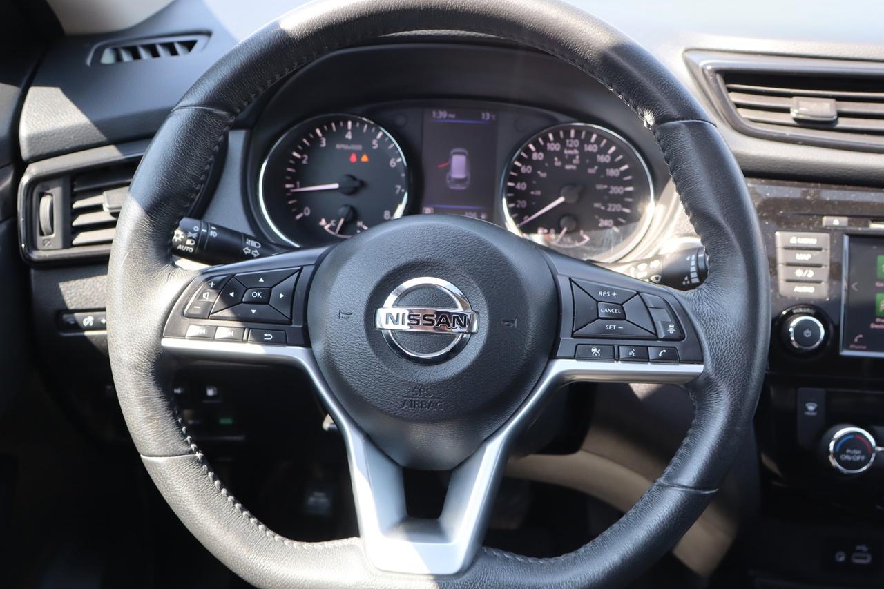 2018 Nissan Rogue SV AWD Moonroof 360 Camera No Accident Loaded Photo
