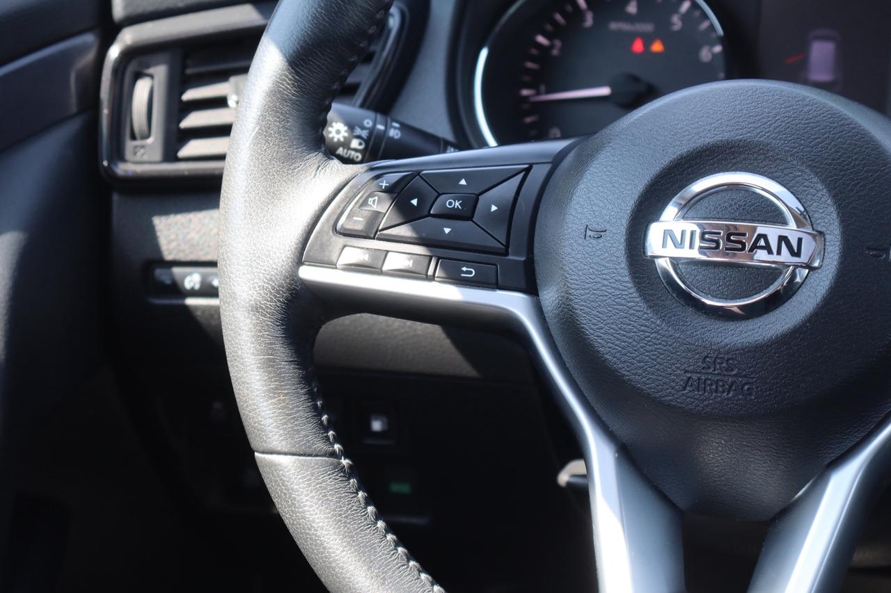 2018 Nissan Rogue SV AWD Moonroof 360 Camera No Accident Loaded Photo