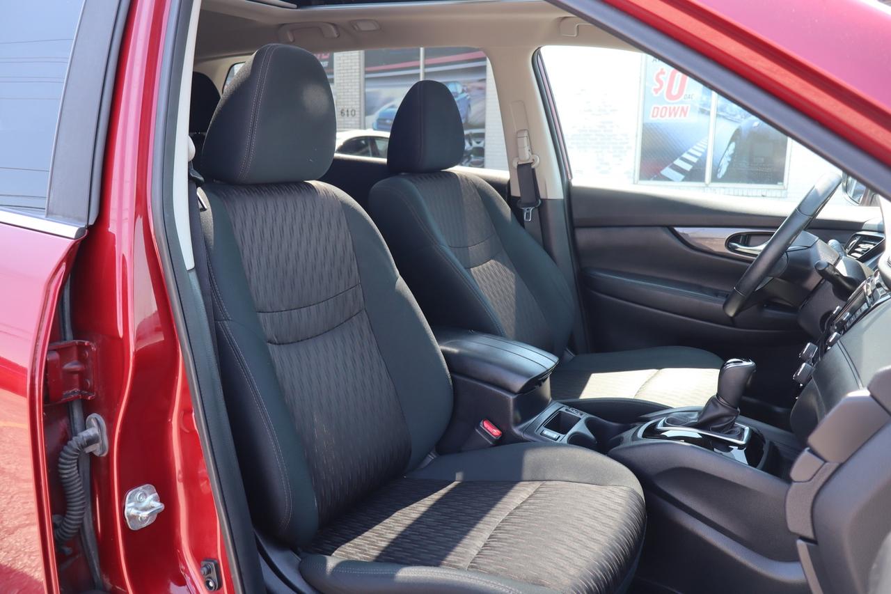 2018 Nissan Rogue SV AWD Moonroof 360 Camera No Accident Loaded Photo