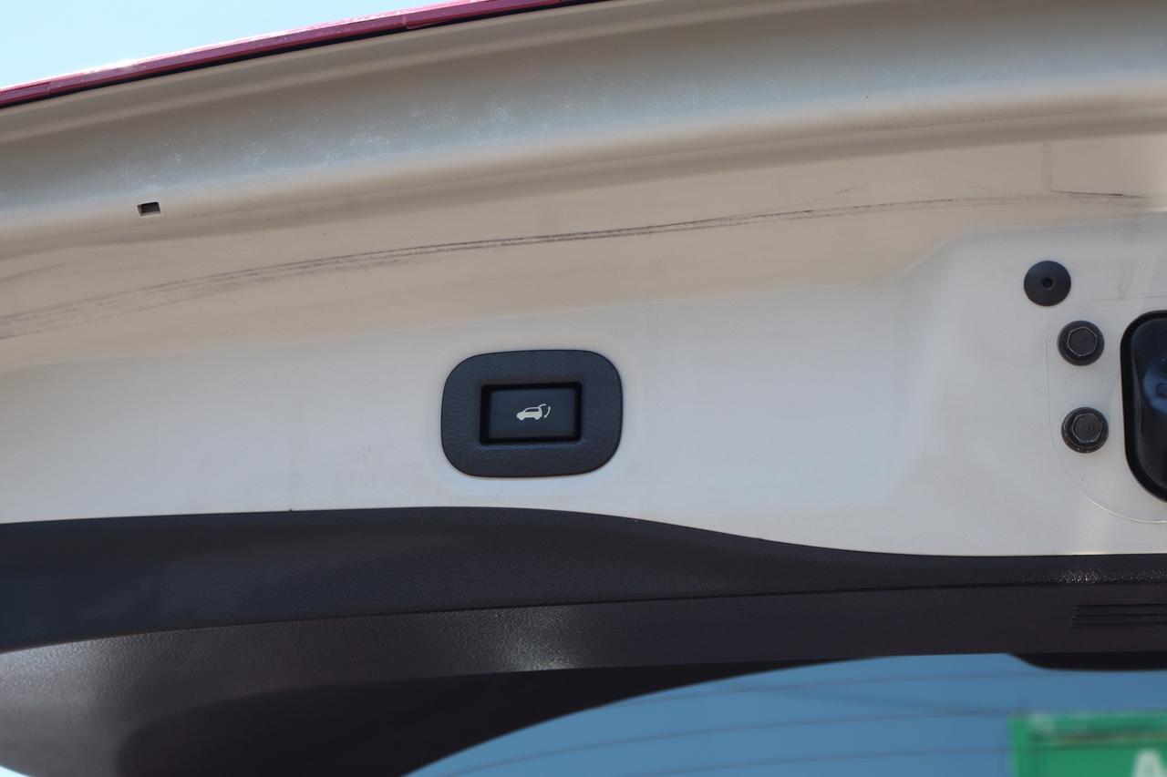 2018 Nissan Rogue SV AWD Moonroof 360 Camera No Accident Loaded Photo