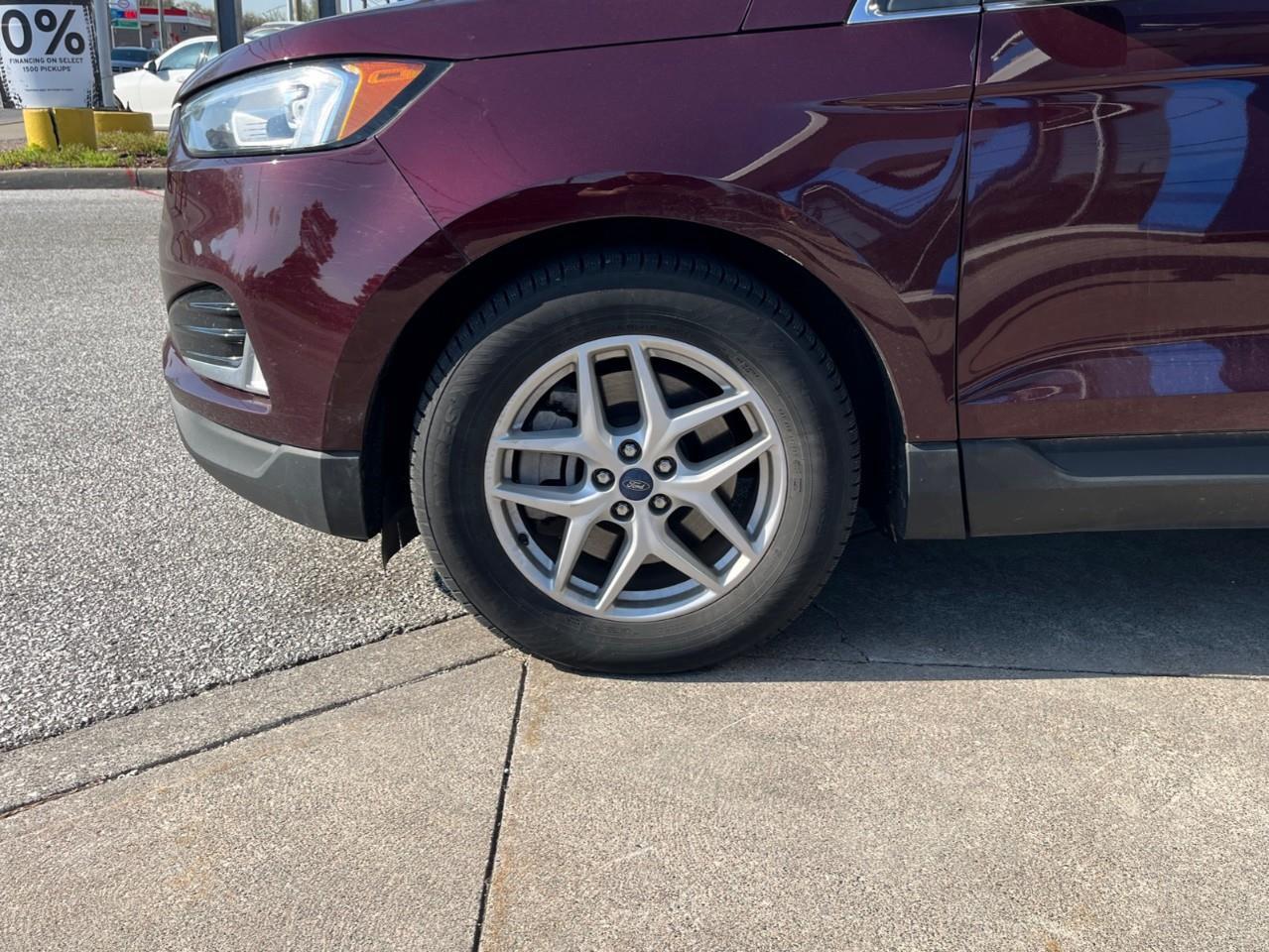 2021 Ford Edge SEL LOCAL TRADE Photo