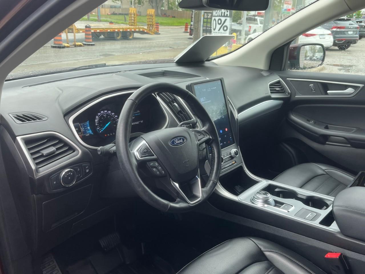 2021 Ford Edge SEL LOCAL TRADE Photo