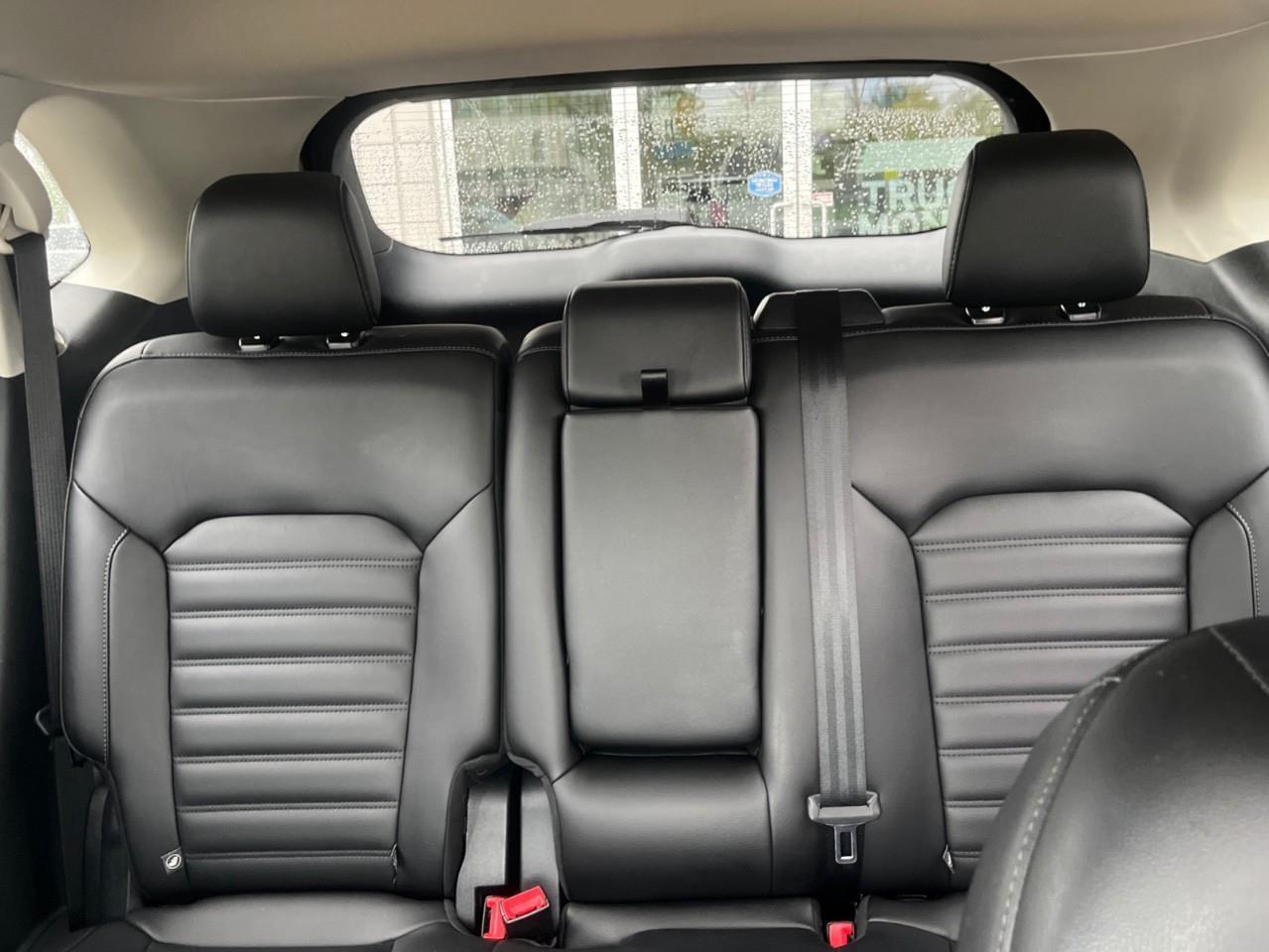 2021 Ford Edge SEL LOCAL TRADE Photo