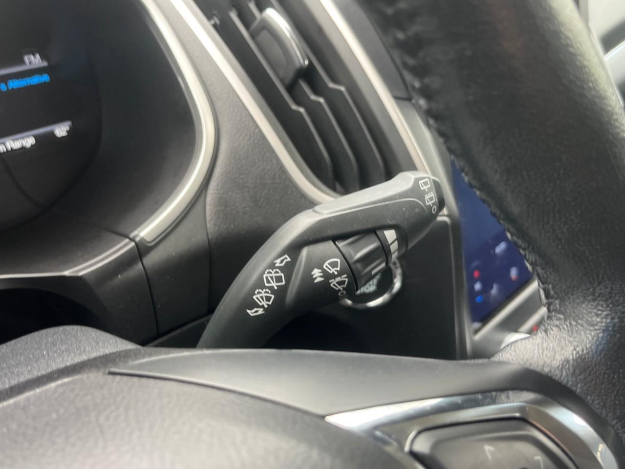 2021 Ford Edge SEL LOCAL TRADE Photo