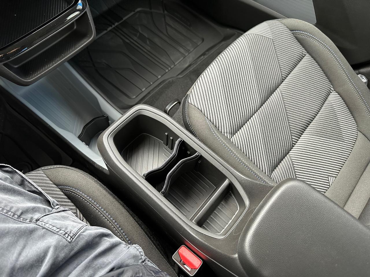 2027 Chevrolet Bolt LT 4dr Photo