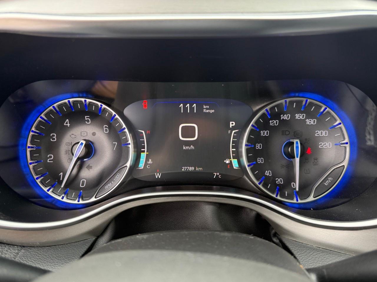 2024 Chrysler Pacifica Limited FWD Photo