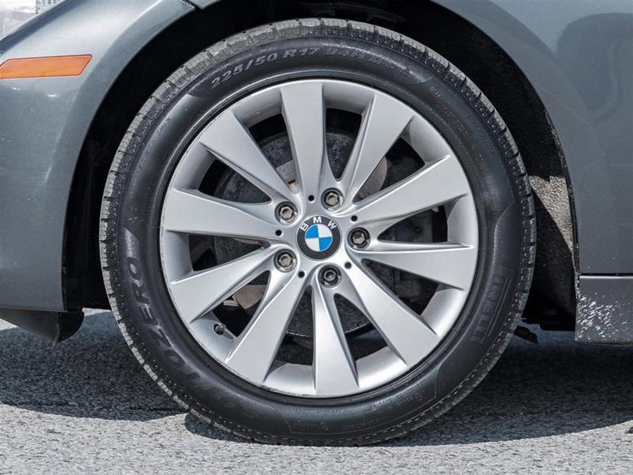 2013 BMW 328 i xDrive 4dr All-wheel Drive Sedan Photo