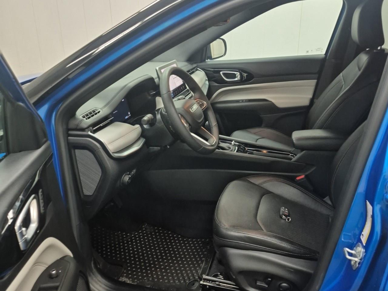 2024 Jeep Compass Limited 4X4 Photo4