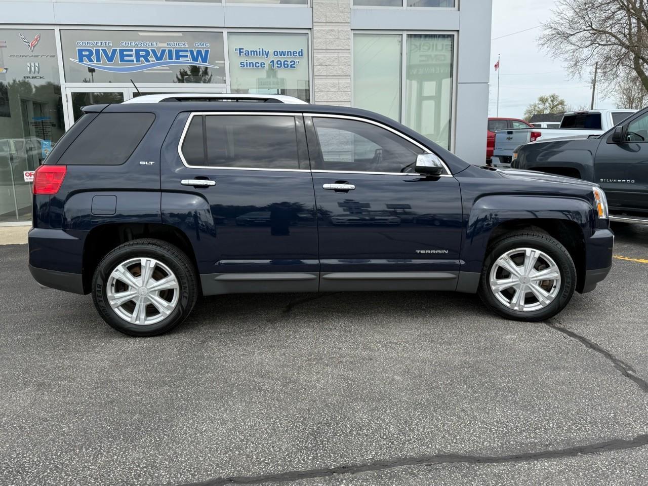 2017 GMC Terrain SLT All-wheel Drive Photo
